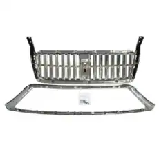 Решетка радиатора FORD 7L3Z-8200-EA