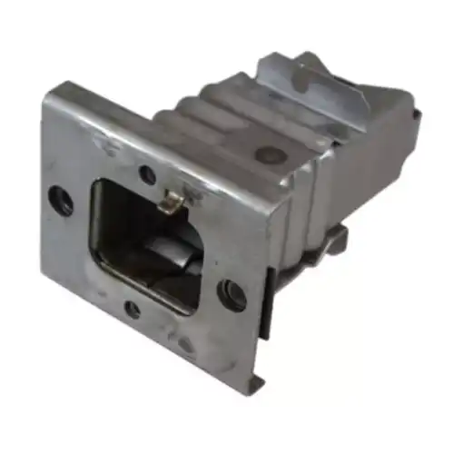 Кронштейн бампера F4ZZ-17E796-A FORD