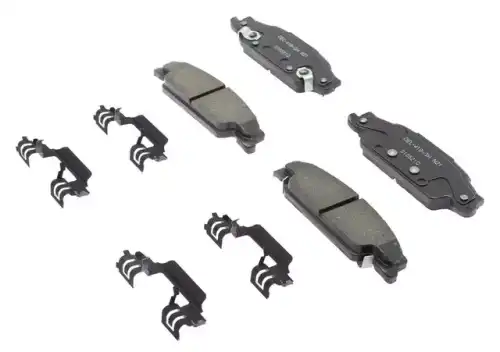 Тормозные колодки дисковые GM 19108022