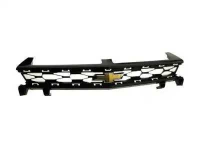 Решетка радиатора GM 84140577