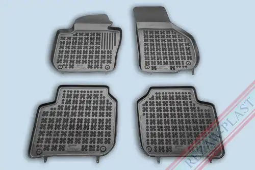 Коврики в салон REZAW-PLAST 200208 Skoda Superb 2008-2015 4 шт., черный