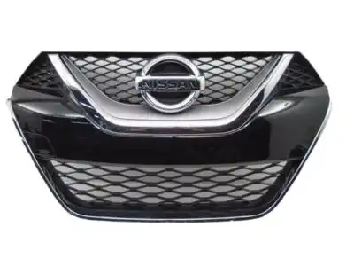 Решетка радиатора NISSAN 62310-4RA0A