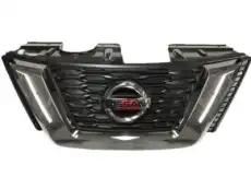 Решетка радиатора NISSAN 62310-6FL0B