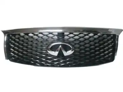 Решетка радиатора NISSAN 623105ZA0A