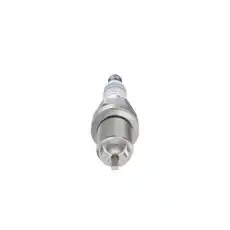 Свеча зажигания BOSCH 0 241 235 752 Audi 100/A2-A8, VW Golf/Passat 1.4-2.8 93-03