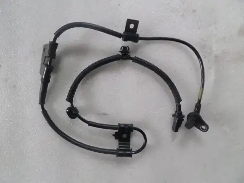 Датчик ABS MAGTECHNIC MAG3284