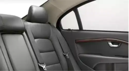 Шторка солнцезащитная 30740117 VOLVO