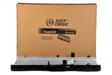 Радиатор системы охлаждения двигателя JUST DRIVE JPR0027