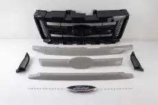 Решетка радиатора FORD 1939270