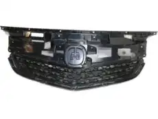 Решетка радиатора HONDA 75101-TK4-A11