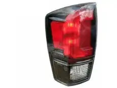 Фонарь задний TOYOTA / LEXUS 8156004200