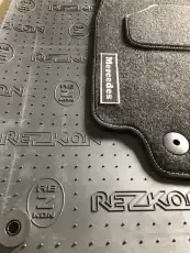 Коврики в салон REZKON 2546005100