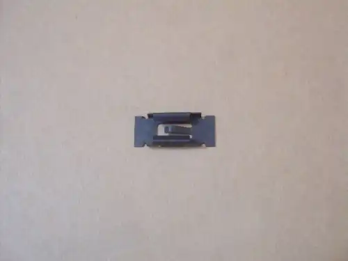 5501013G08 пистон молдинга крыши florid GREAT WALL