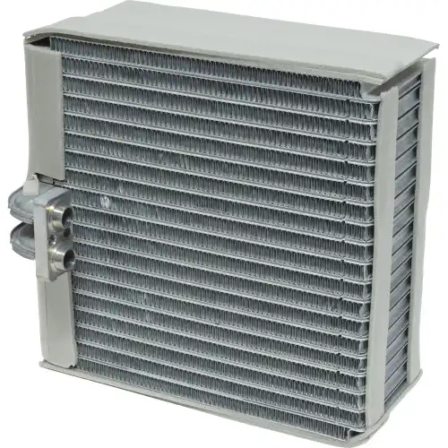 Испаритель кондиционера UAC EV12370PFXC