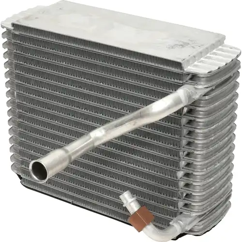 Испаритель кондиционера UAC EV939544PFC