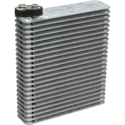 Испаритель кондиционера UAC EV939546PFC