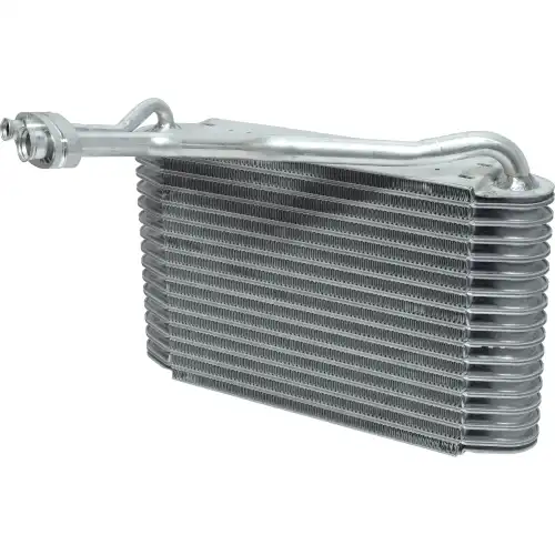 Испаритель кондиционера UAC EV939570PFC