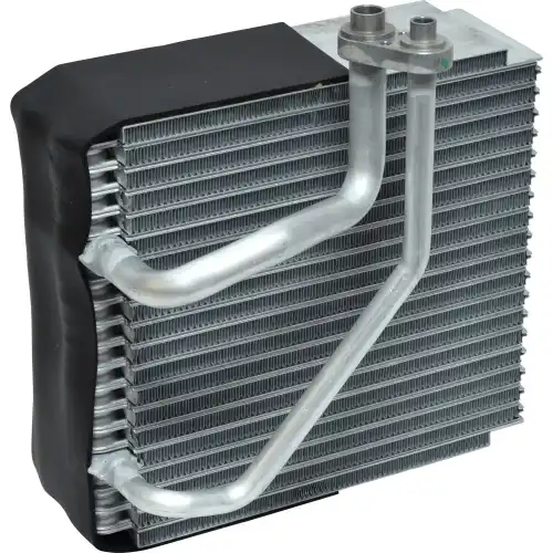 Испаритель кондиционера UAC EV939623PFC