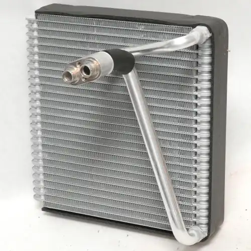 Испаритель кондиционера UAC EV939744PFC