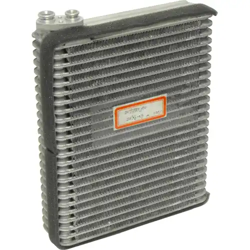 Испаритель кондиционера UAC EV939831PFC