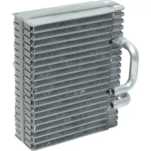 Испаритель кондиционера UAC EV939938PFC
