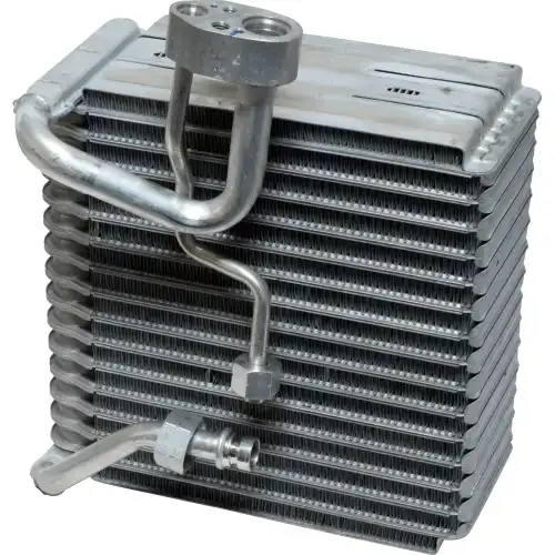 Испаритель кондиционера UAC EV939944PFC