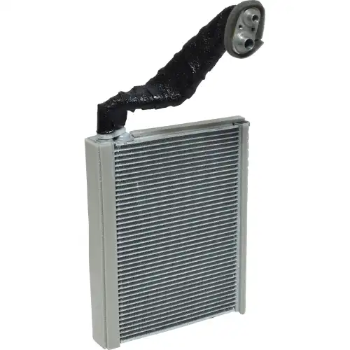 Испаритель кондиционера UAC EV940018PFC