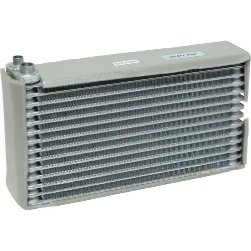 Испаритель кондиционера UAC EV940061PFC