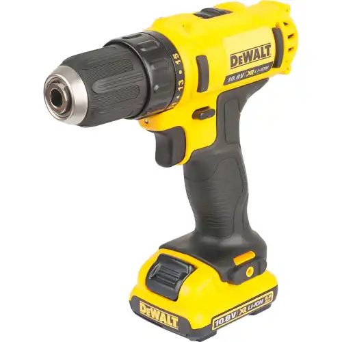 Аккумуляторная дрель-шуруповерт DeWalt DCD 710 D2