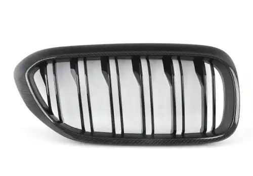Решетка радиатора BMW 51 71 2 447 092