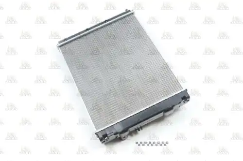 Радиатор системы охлаждения двигателя ZEVS 14233