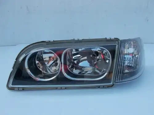Фара VOLVO 30899878