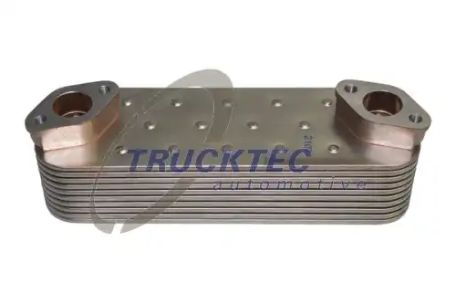 Масляный радиатор TRUCKTEC 05.18.037