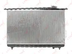 Радиатор системы охлаждения двигателя LYNXAUTO RB-1068