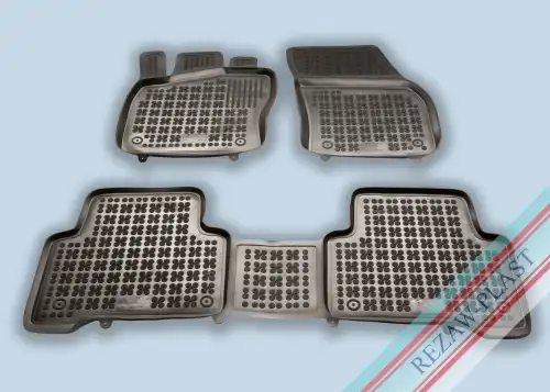 Коврики в салон REZAW-PLAST 200120 Volkswagen Touran 2015-н.в. 3 шт., черный