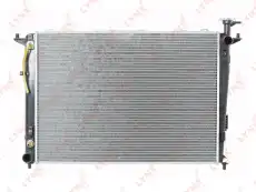 Радиатор системы охлаждения двигателя LYNXAUTO RB-1087