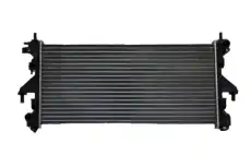 Радиатор системы охлаждения двигателя MAXGEAR AC253946