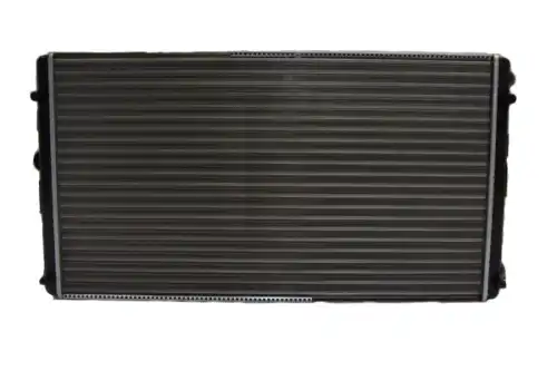 Радиатор системы охлаждения двигателя MAXGEAR AC518946