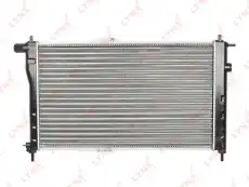 Радиатор системы охлаждения двигателя LYNXAUTO RM-1028