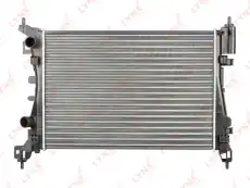 Радиатор системы охлаждения двигателя LYNXAUTO RM-1333