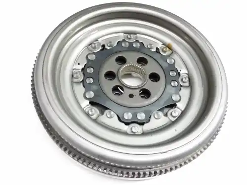 Маховик 03G105266CR VAG