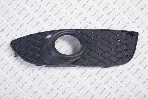 Рамка противотуманной фары пр UMLA0832150 UKORAUTO
