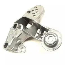 8E0199351F Кронштейн опоры двигателя VAG