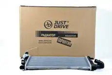 Радиатор системы охлаждения двигателя JUST DRIVE JPR0061