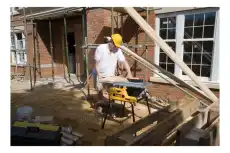 Торцовочная пила DeWalt DW 743 N