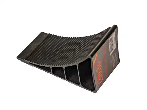 БАШМАК ПОД КОЛЕСО ПЛАСТИК GARDE GPR40