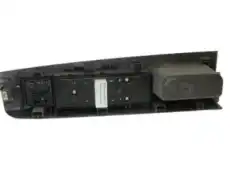 Выкл-ль стеклоподъемника дв 935703E250FC HYUNDAI