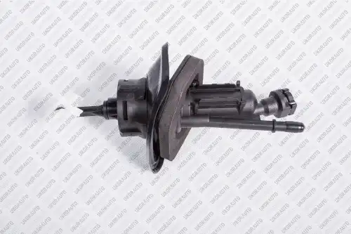Цилиндр сцепления UKORAUTO UFF1330266