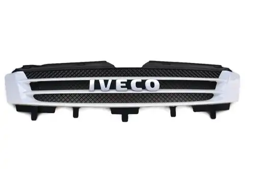 Решетка радиатора IVECO 3802803