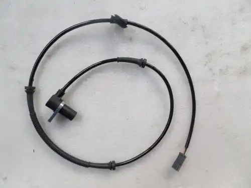 Датчик ABS MAGTECHNIC MAG3411